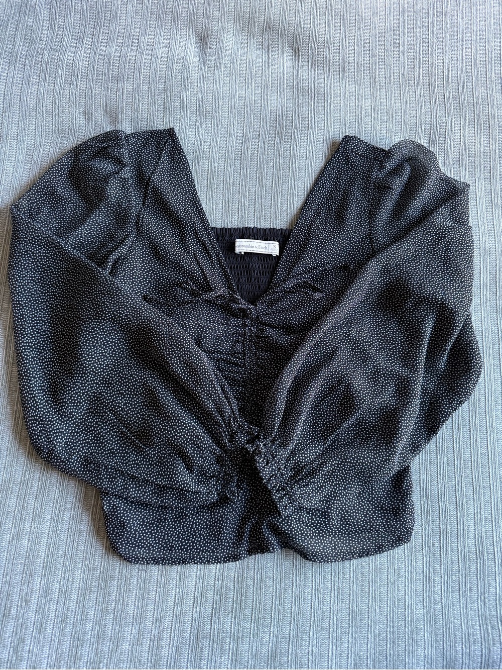 Abercrombie & Fitch Black Microdot V-Neck Puff Sleeve Blouse